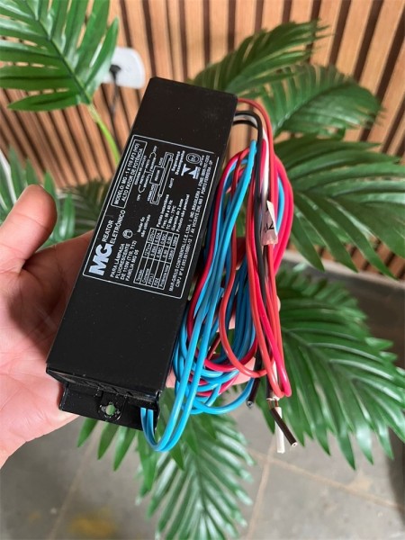 REATOR ELETRONICO PARA 1 LAMPADA TUBULAR DE 110 BIV. T10 T12 MG-1X110-AF3MP - Imagem 5